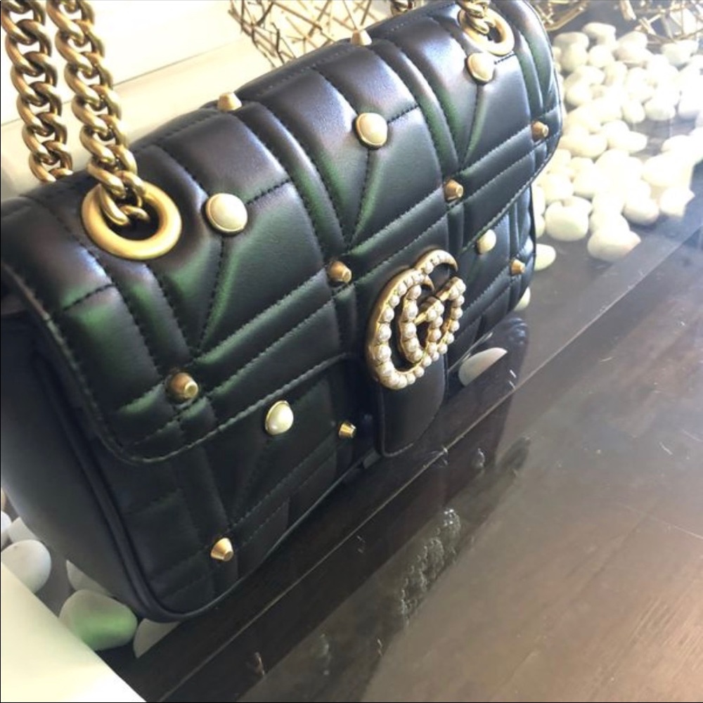 Gorgeous bag in soft leather